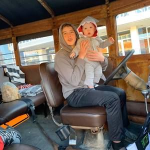 Meet your Posher, Landen